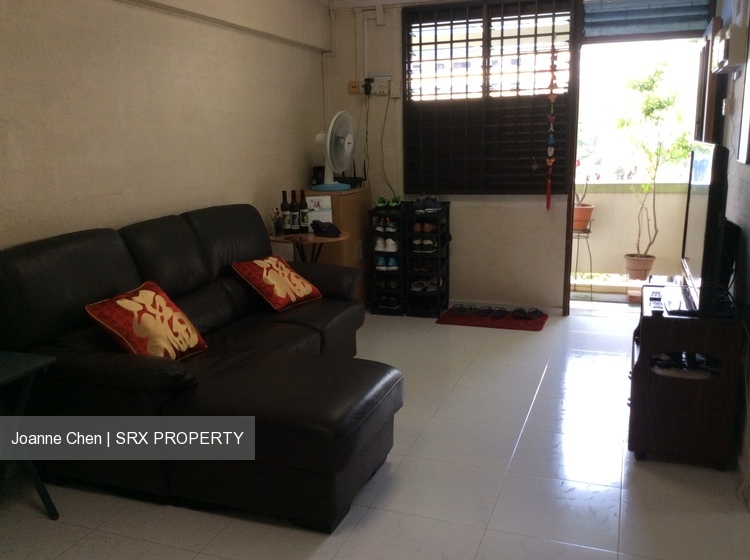 Blk 18 Lorong 7 Toa Payoh (Toa Payoh), HDB 3 Rooms #183659682